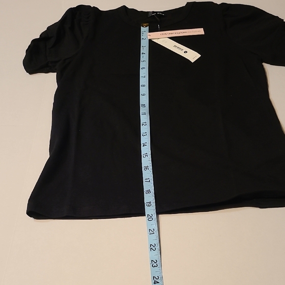Aqua Classic Black Women's Top Small Runched Short Sleeve NWT - Picture 10 of 10